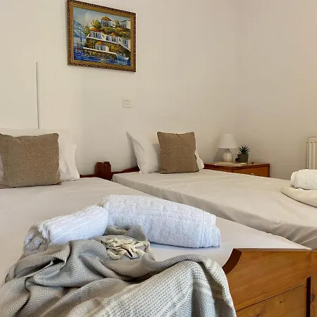 Сasa de vacaciones Yiayia's House, In Zipari Village 